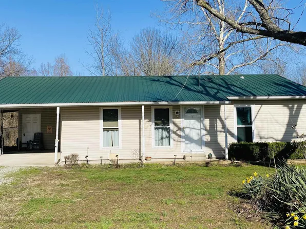127 Trenton Hwy, Trenton, TN 38382