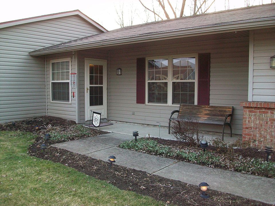 1st image of 665 Wisteria Dr