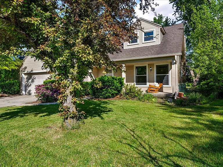 6155 Porteridge Ln — Photo 2
