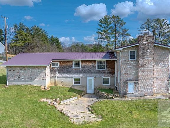 3rd image of 147 Windmere St