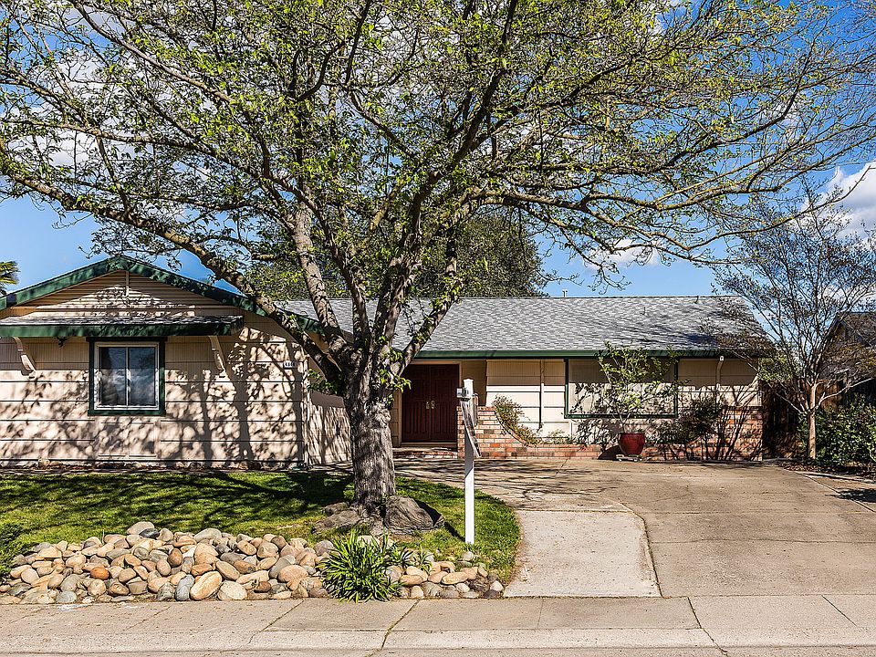 1st image of 4844 Papaya Dr