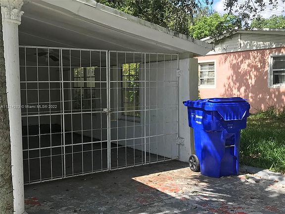 3rd image of 5710 Douglas St #0