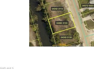 626 SW 11th Pl, Cape Coral, FL 33991