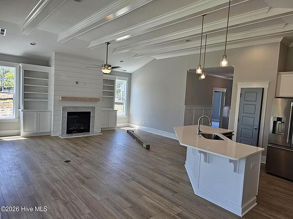 3rd image of 371 Longhill Drive