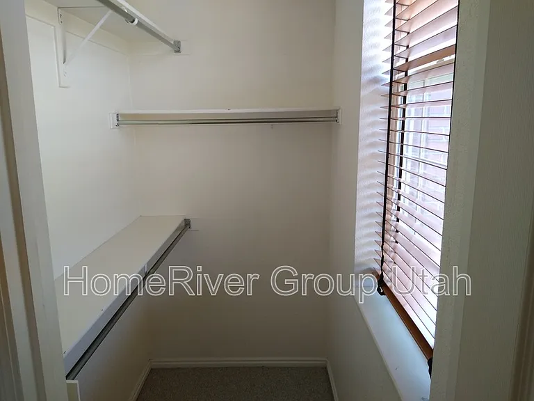 985 E Senior Band Rd — Photo 9