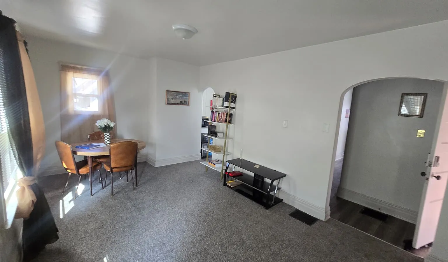 511 W Jefferson Blvd - 1 — Photo 4