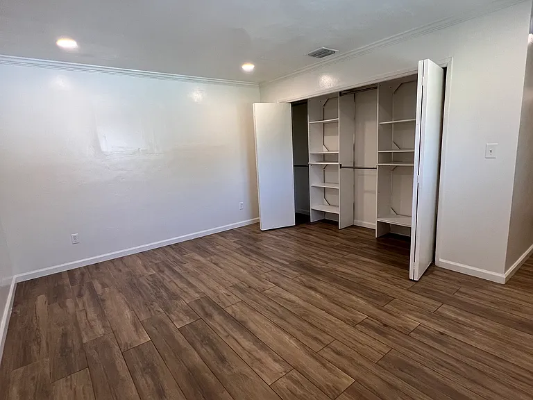 3917 Granada Ave — Photo 18