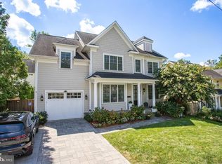 4548 Windsor Ln, Bethesda, MD 20814