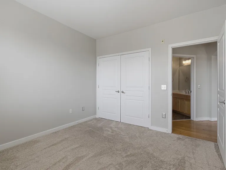 3000 Vanderbilt Pl #445 — Photo 29