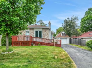 442 Wentworth Ave, Ottawa, ON K2B5J8