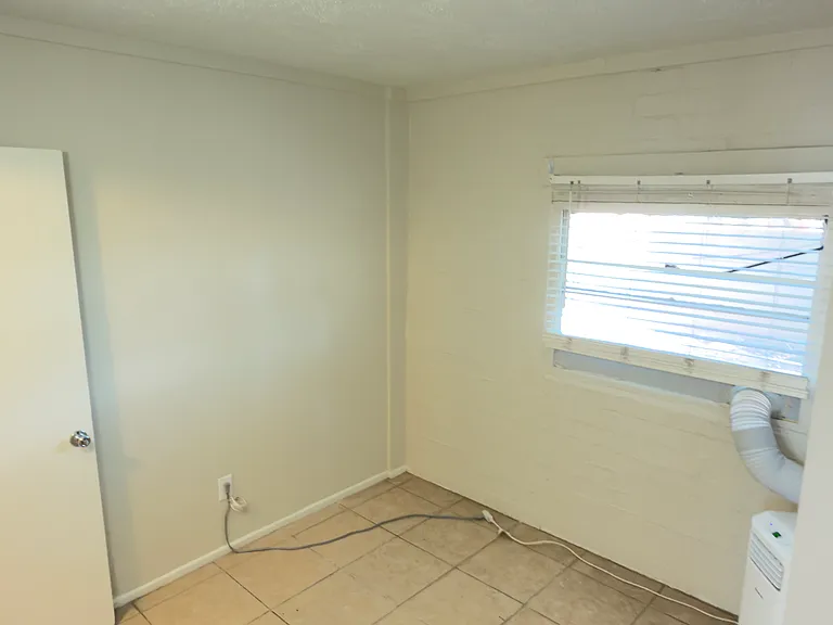 2921 N Geronimo Ave #3 — Photo 4