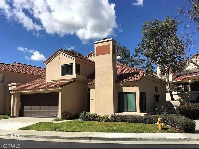 10442 Colina Way — Photo 1