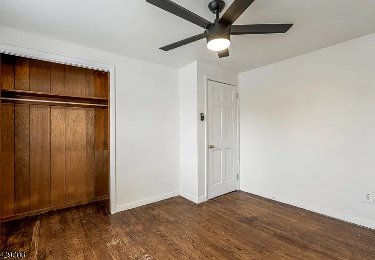 35 Bernards Ave — Photo 13