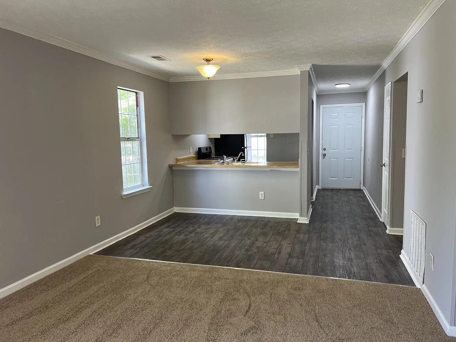 2051 Charter Lane - 1 — Photo 2