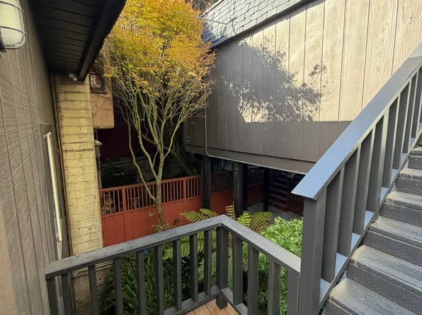 22 Museum Way #A, San Francisco, CA 94114