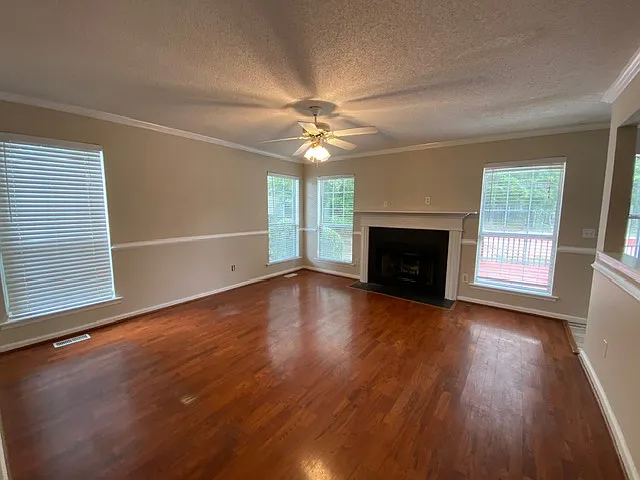 Building Photo - 202 Alderston Way