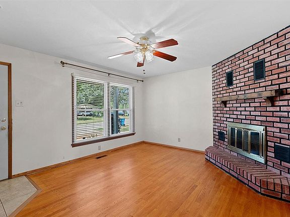 3rd image of 10208 Jubil Dr