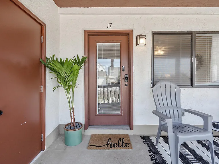 4114 Holiday Dr #17 — Photo 17