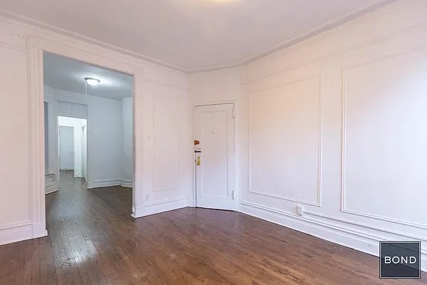 Rented by Bond New York | media 10