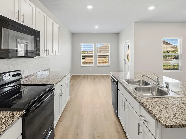5912 Berriweather Dr — Photo 5