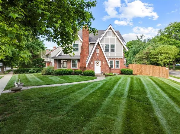 7200 Terrace St, Kansas City, MO 64114