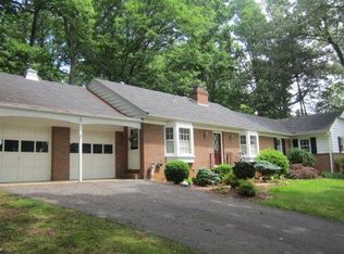 404 Maxwell Dr, Staunton, VA 24401