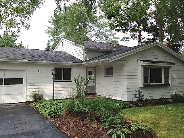 New roof, furnace and AC!