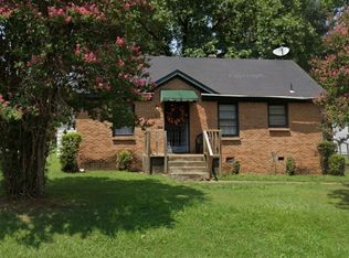 2906 N Harris Cir, Memphis, TN 38114