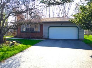 7398 Sugartree Dr, Boardman, OH 44512