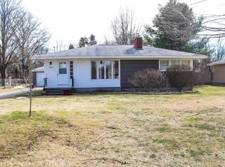 1695 Shorewood Dr, Muskegon, MI 49441