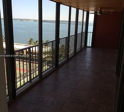 3rd image of 1915 Brickell Ave #1106C