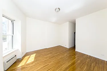 Rented by Icon Realty Management