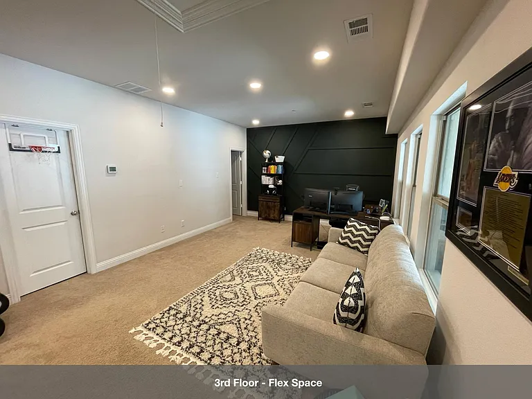 309 Ferndale St — Photo 40