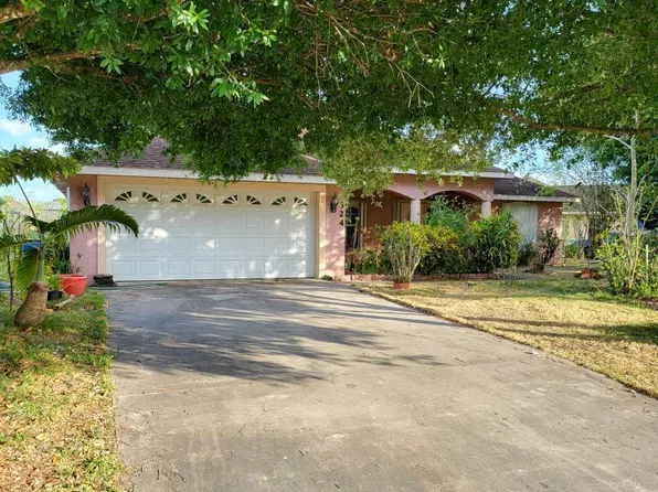 324 W Sugarland Circle, Clewiston, FL 33440