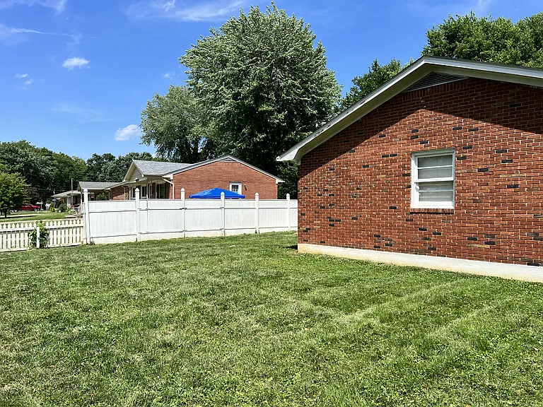 5321 Juanita Ln — Photo 6