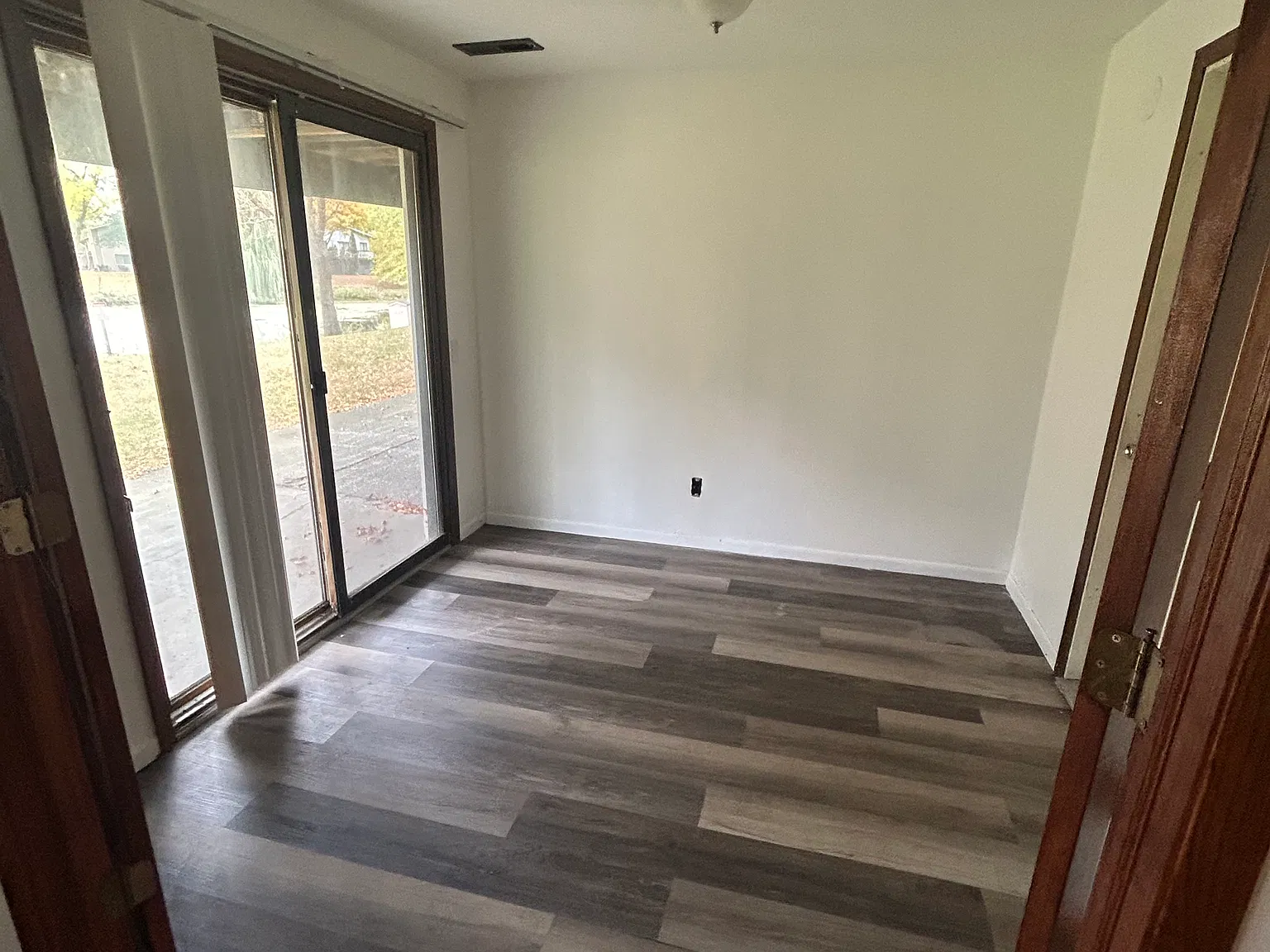 3 bed, 1.5 bath, 1848 sqft, $2,300 — Photo 4