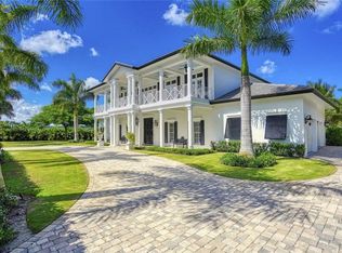 2090 NW Pine Tree Way, Stuart, FL 34994