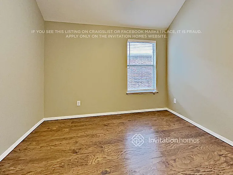 510 Maplewood Dr — Photo 10