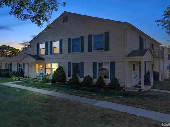 2823 Glenwood Ct, Orion, MI 48360