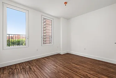 Rented by Rennit Inc.