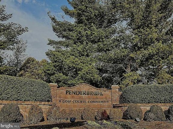 5th image of 3902 Penderview Dr APT 1424