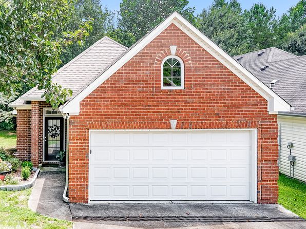 183 Highview Cv