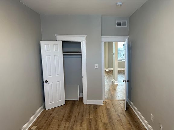 2nd image of 2501 Brookfield Ave #3