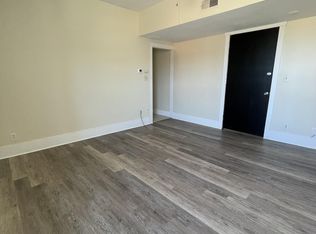 1698 Jackson St APT 4, Dubuque, IA 52001