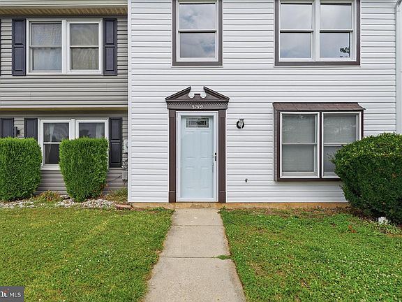 2nd image of 5749 Charstone Ct
