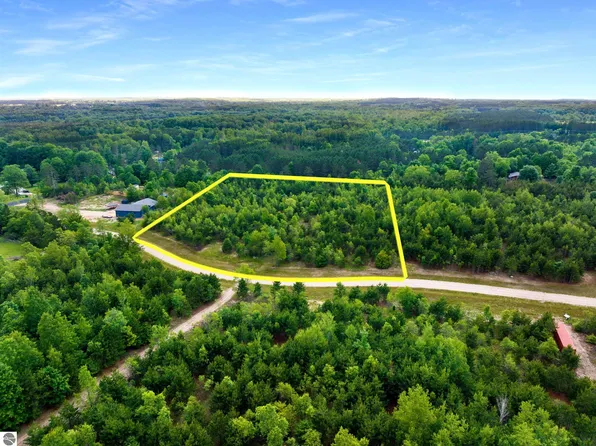 0 Maple Farms Ln, Kingsley, MI 49649