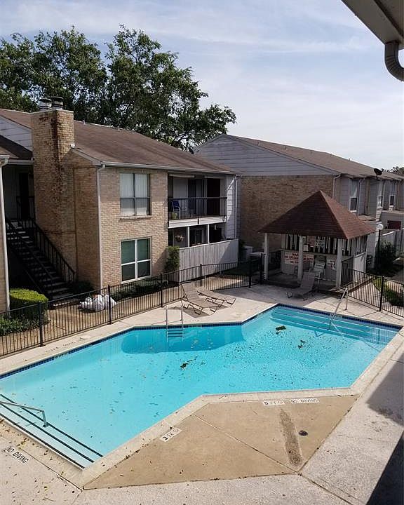 1st image of 2110 Wilcrest Dr APT 231