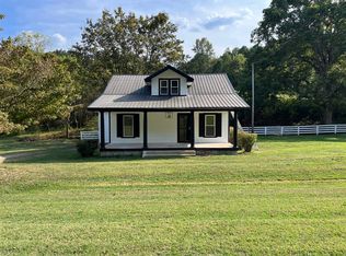 891 Veterans Memorial Hwy, Scottsville, KY 42164