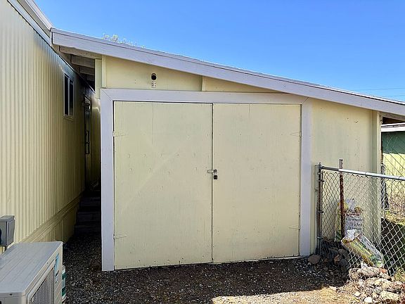 single car garage