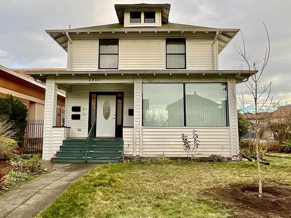 1908 Craftsman Foursquare